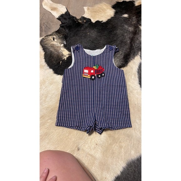 Boys 12-18 month romper set GREAT CONDITION - Picture 2 of 9